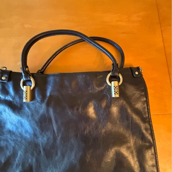 Trina Turk Black Leather Manhattan Large Shoulder Bag Tote - Picture 7 of 14